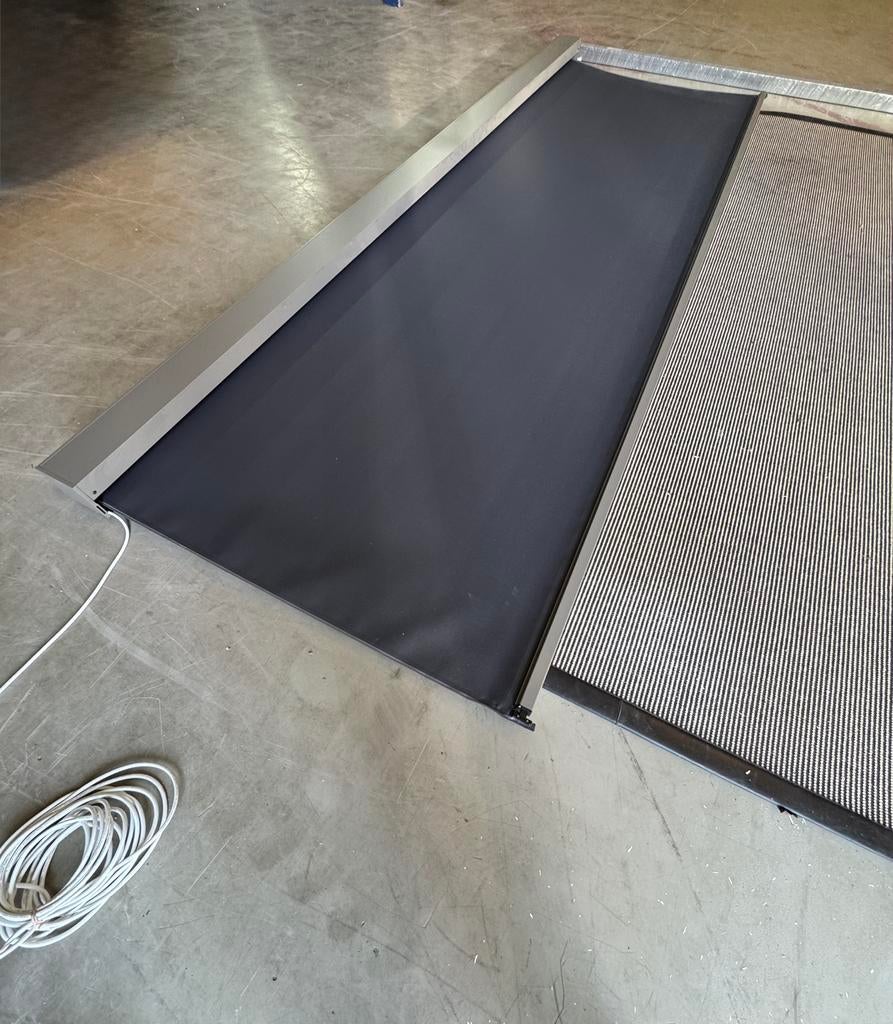 ROMA Zipscreen elektrisch 358cm x 230cm Somfy IO –, Doe-het-zelf en Verbouw, Rolluiken, Ophalen, 200 cm of meer, Nieuw, 200 cm of meer