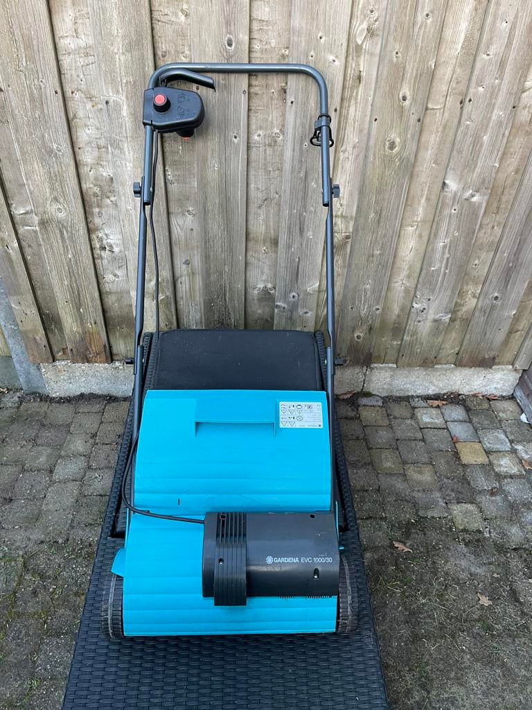 Gardena EVC 1000/30 verticuteermachine, Ophalen, Gebruikt, Elektrisch, Gardena