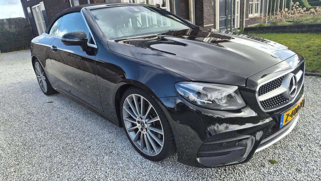 Mercedes E-klasse 200 cabrio amg getuned, Auto's, Automaat, Cabriolet, 360° camera, Zwart