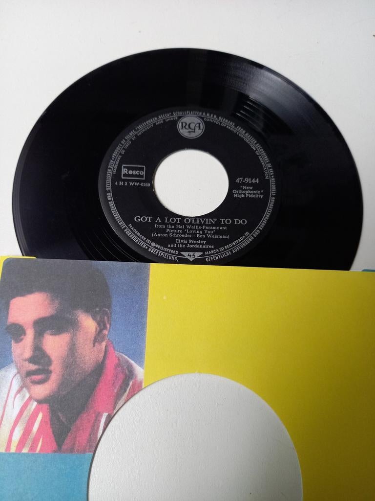 Elvis Presley  - Got a lot Olivin to do / Party, Ophalen of Verzenden, Zo goed als nieuw, Pop