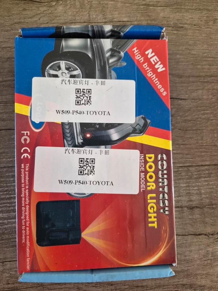 Toyota Deur Welkomstlicht - Draadloze Projector Ghost Light, Auto diversen, Auto-accessoires, Nieuw, Ophalen