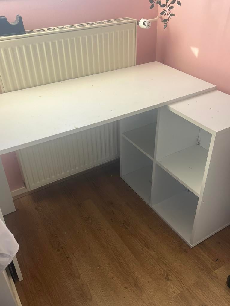 Mooi bureau, Ophalen, Zo goed als nieuw