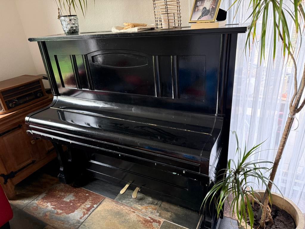 Gratis af te halen Piano (opknapper), Ophalen, Zo goed als nieuw, Zwart, Piano