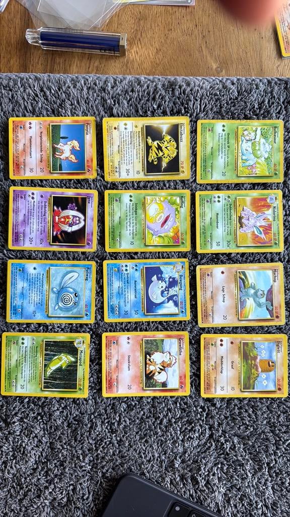 Pokemon Base set nederlands, Ophalen of Verzenden, Zo goed als nieuw, Meerdere kaarten