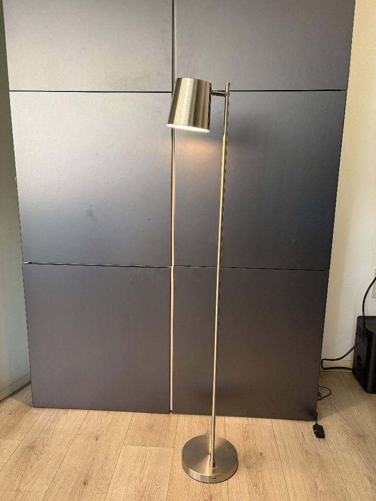 Moderne vloerlamp Suraya, nikkel, 4,5w geintegreerd LED, Huis en Inrichting, Lampen | Vloerlampen, Ophalen, Zo goed als nieuw