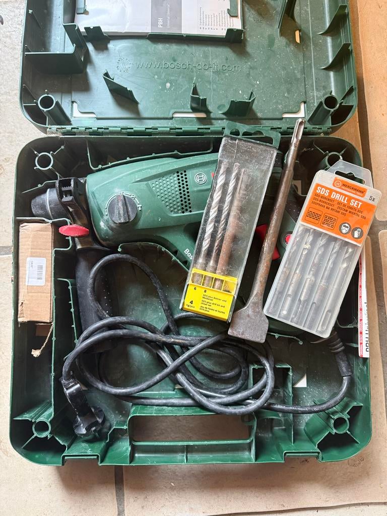 Bosch PBH Universal Boorhamer met accessoires, Doe-het-zelf en Verbouw, 600 watt of meer, Boor- en/of Breekhamer, Ophalen of Verzenden
