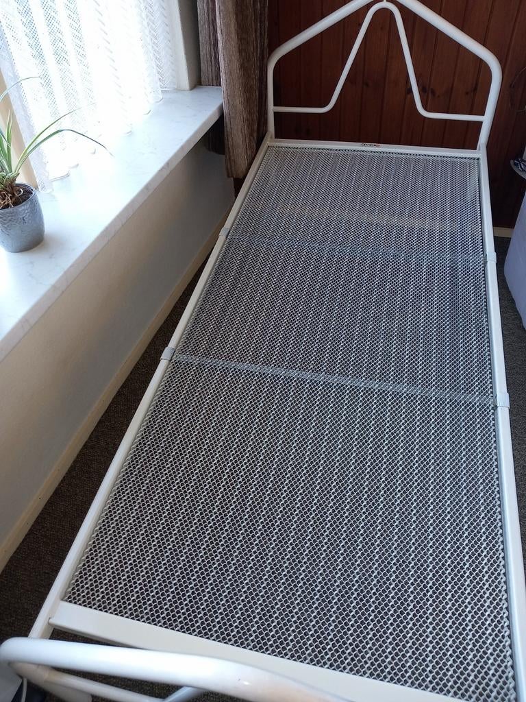 Metalen eenpersoonsbed (190 x 85 cm) - Avek, Ophalen, Gebruikt, 90 cm, Eenpersoons