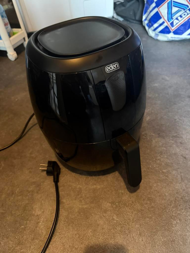 Kleine airfryer, niet veel gebruikt., Witgoed en Apparatuur, Ophalen, Zo goed als nieuw, Airfryer, Minder dan 750 gram