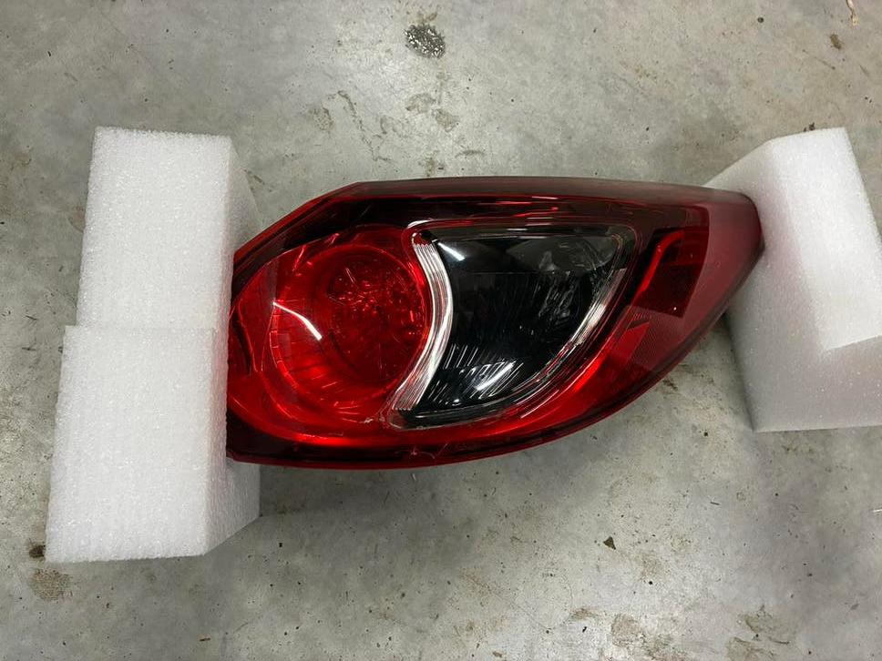 Gebarsten Rechter achterlicht Mazda CX5, Auto-onderdelen, Verlichting, Ophalen of Verzenden, Mazda