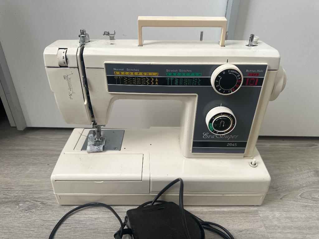 Naaimachine Eva Super, Ophalen, Gebruikt, Naaimachine, Overige merken