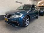Volkswagen TIGUAN 1.5 TSI R-Line Business+ Nap Panodak H&K I, Auto's, Volkswagen, 1441 kg, Euro 6, 4 cilinders, Blauw