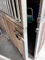 Paardenstal, Dieren en Toebehoren, Stalling en Weidegang, 2 of 3 paarden of pony's