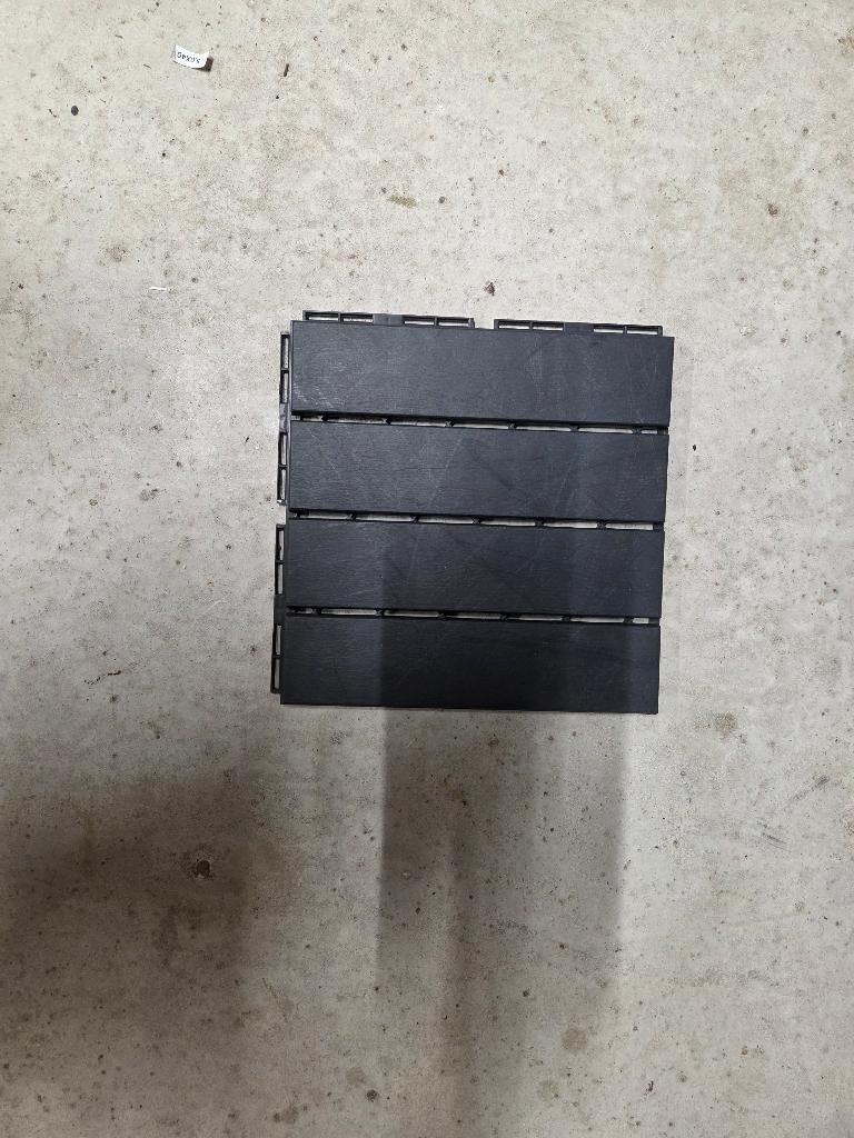 Vaste vloer in een voortent van een caravan, Ophalen, Zo goed als nieuw