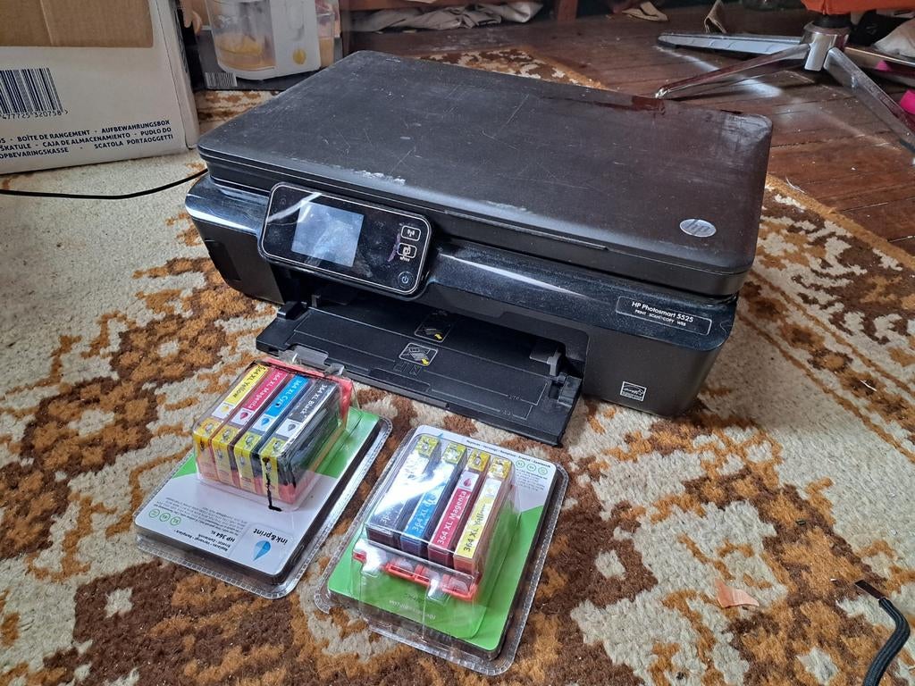 HP Photosmart 5525 All-in-One printer met extra cartridges, Computers en Software, Printers, Kleur printen, Gebruikt, Inkjetprinter