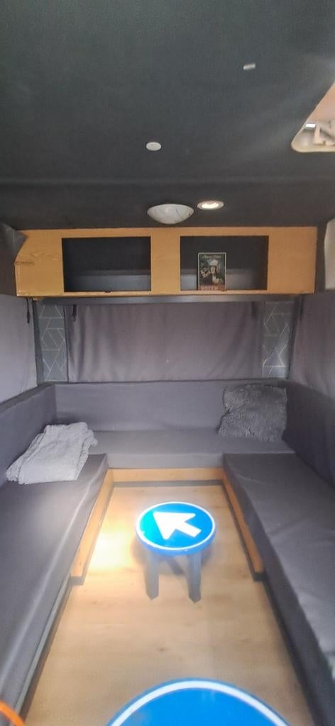 Jongeren keet, Ophalen