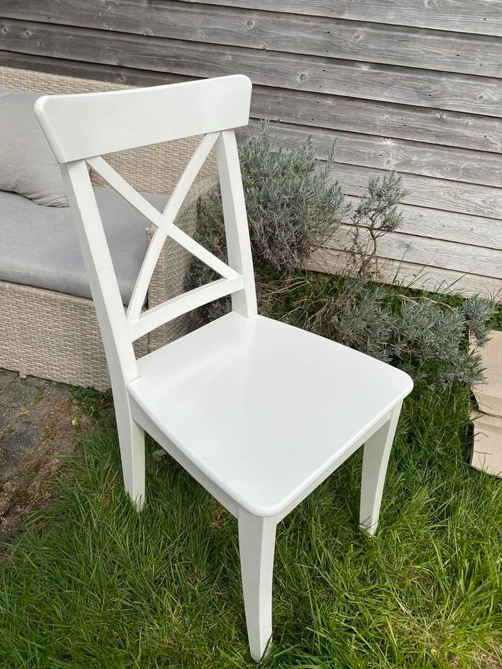 Ikea Ingolf eetkamersstoelen 4 stuks wit, Huis en Inrichting, Stoelen, Zo goed als nieuw, Vier, Wit, Ophalen