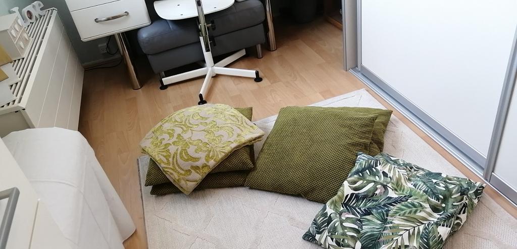 Verschillende groene sierkussens., Huis en Inrichting, Woonaccessoires | Kussens, Ophalen, Groen, Vierkant