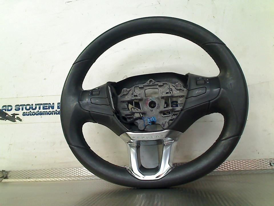 Stuur Peugeot 208 I (CA/CC/CK/CL) (2012-03/2019-12) 86758803, Auto-onderdelen, Besturing, Kontakt-peugeot@peugeot.com, Gebruikt