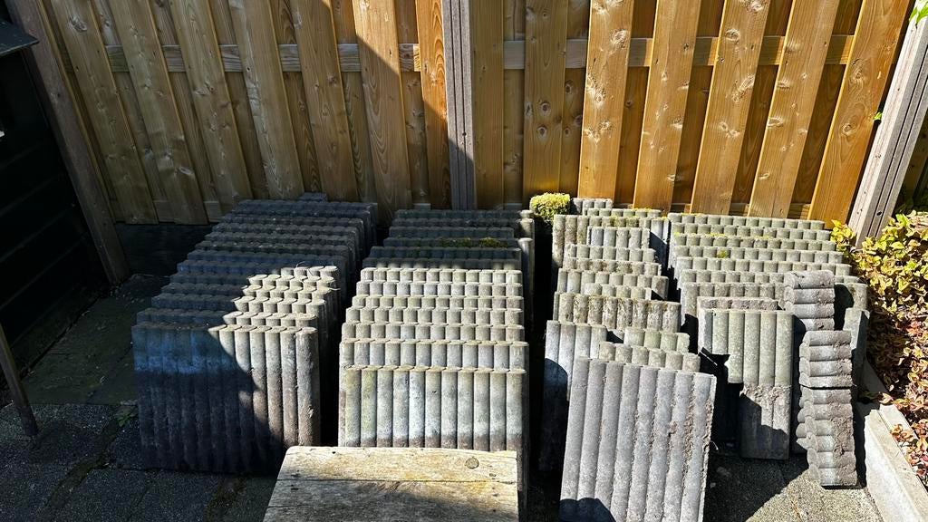 Gratis afhalen - betonnen borderranden, Ophalen, Gebruikt, Overige materialen