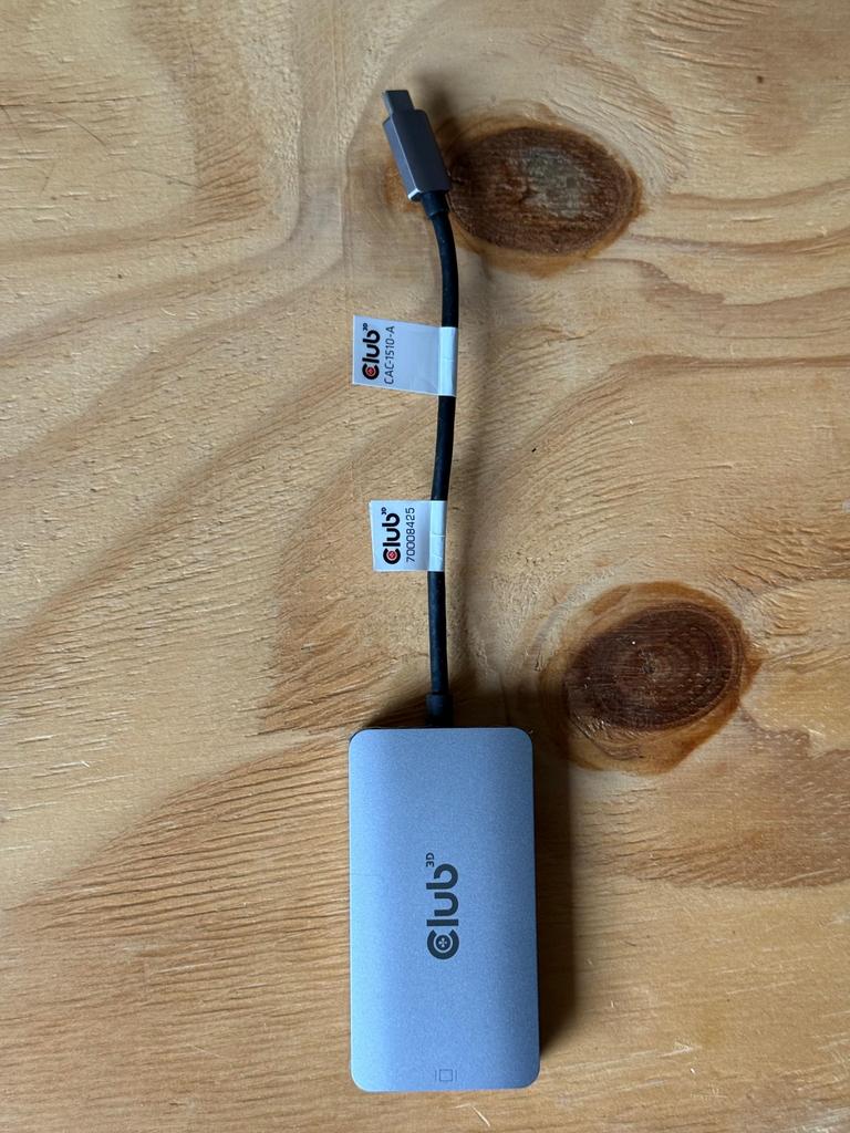 2 adapters ClubD DVI-D naar USB-C, Ophalen of Verzenden, Zo goed als nieuw