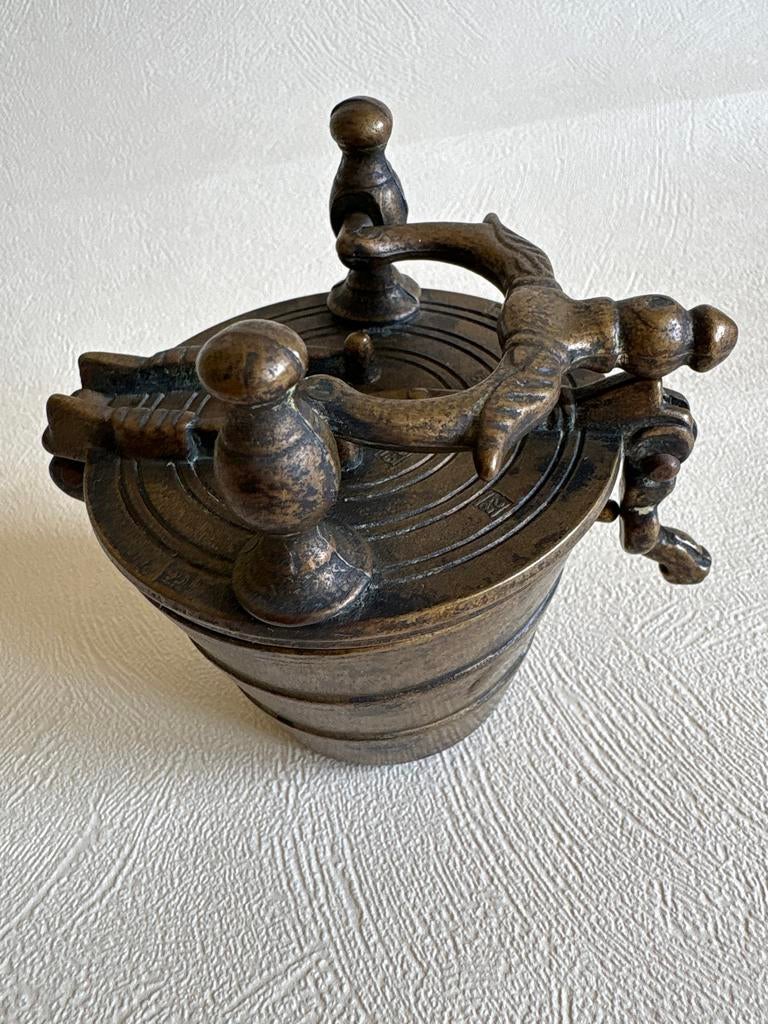 Antiek Bronzen sluitgewicht, Ophalen of Verzenden, Brons