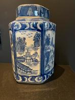 Zeshoekige Chinese porseleinen pot met deksel, gemerkt, Antiek en Kunst, Ophalen of Verzenden
