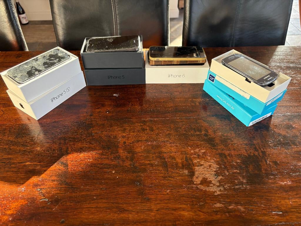 Voor de knutselaar mobiele telefoons, Telecommunicatie, Mobiele telefoons | Apple iPhone, Ophalen, Gebruikt, 16 GB, Zwart