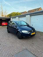 Volkswagen Fox 1.2 Trend – Zuinig & betrouwbare stadsauto, Auto's, Voorwielaandrijving, Stof, Zwart, 1198 cc