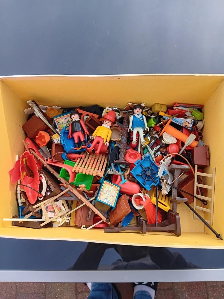 Grote doos vol Playmobil: figuren, meubels en accessoires, Kinderen en Baby's, Speelgoed | Playmobil, Ophalen of Verzenden, Gebruikt