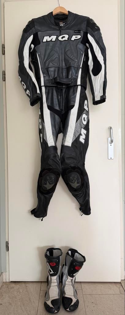 MQP universeel Motorpak (M) met handschoenen en laarzen, Ophalen, Tweedehands, Overall