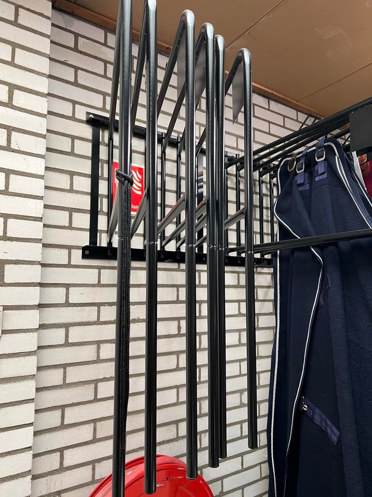 Dekenrek voor 6 paardendekens, Ophalen, Zo goed als nieuw