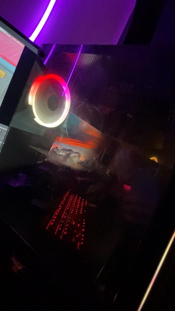 Gaming pc, Computers en Software, Desktop Pc's, Ophalen, Zo goed als nieuw, Gaming, SSD