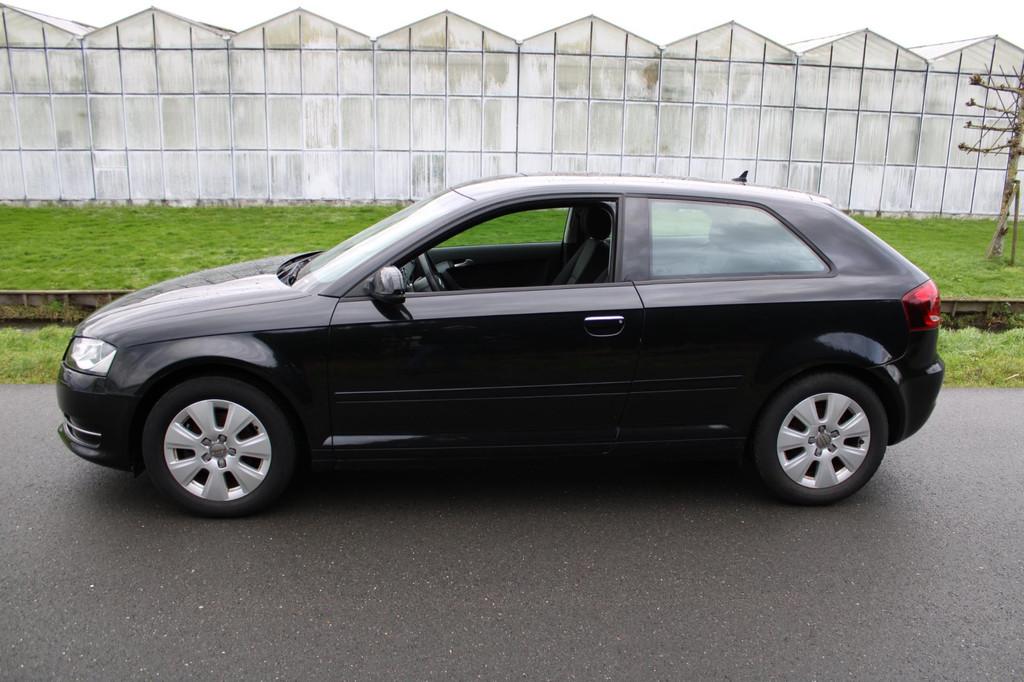 Audi A3 1.2 TFSI Attraction Advance, Auto's, Voorwielaandrijving, Euro 5, Gebruikt, 4 cilinders