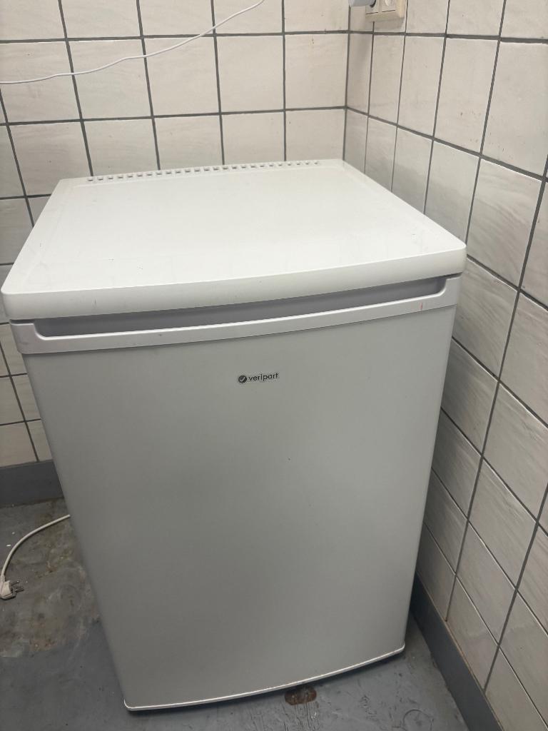 Veripart mini koelkast, Witgoed en Apparatuur, Koelkasten en IJskasten, Ophalen, Gebruikt, Minder dan 85 cm, Minder dan 75 liter