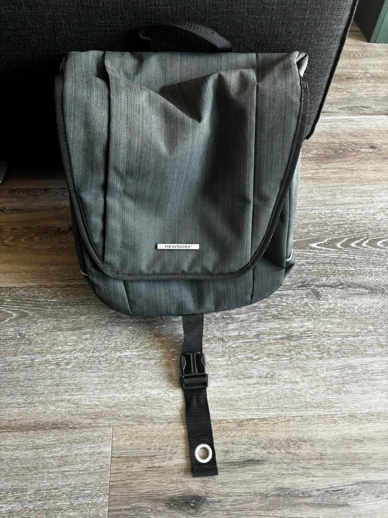 Nieuwe fietstas. Merk Newlooxs, Fietsen en Brommers, Fietsaccessoires | Fietstassen, Ophalen, Zo goed als nieuw