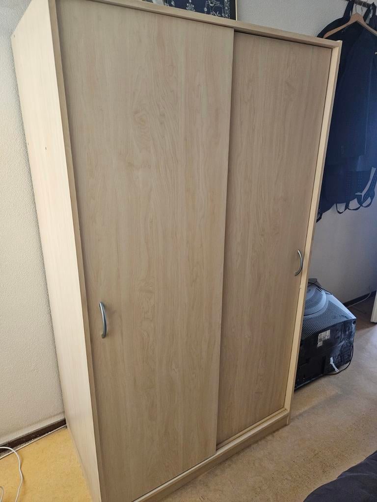 Complete Inboedel: Kasten, bank en Tweepersoonsbed, Ophalen