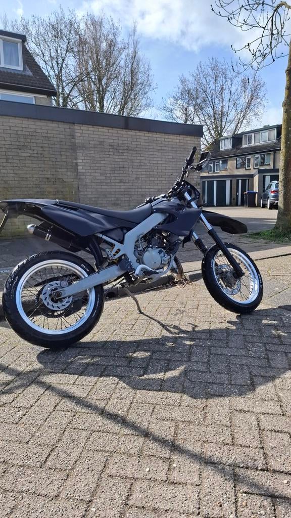 Derbi senda SM, Fietsen en Brommers, Ophalen, Zo goed als nieuw