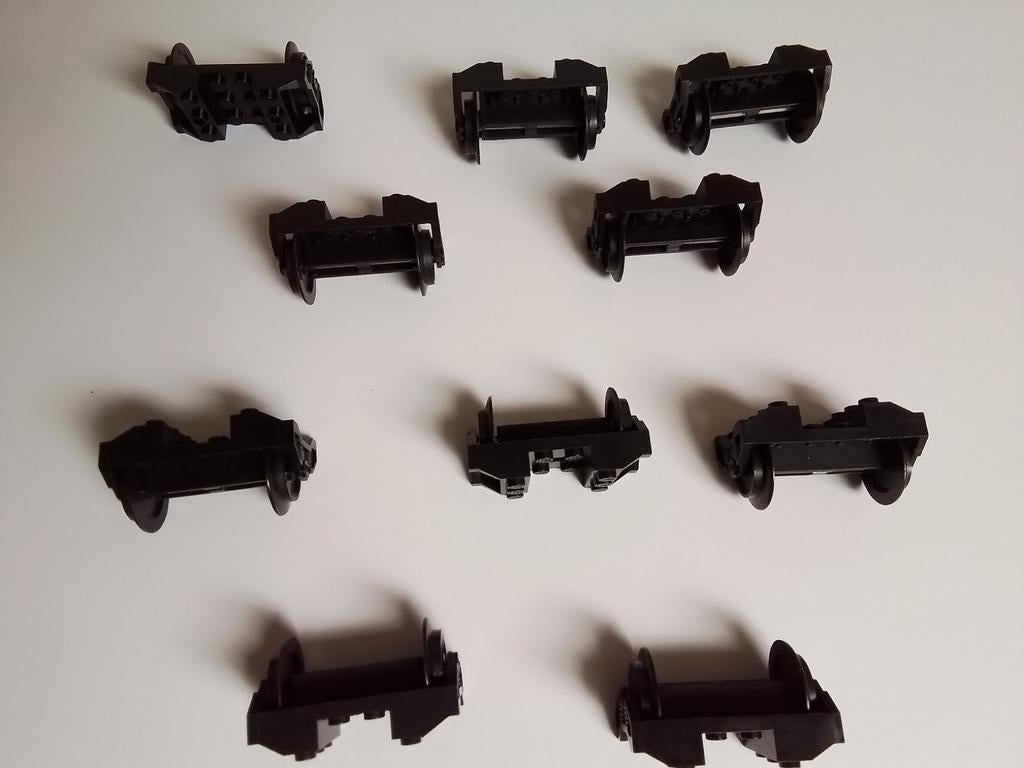 LEGO TREIN EN WAGON WIELEN IN HET ZWART EN GRIJS, Ophalen of Verzenden, Zo goed als nieuw, Lego