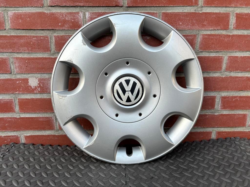 1 originele Volkswagen Touran en Golf wieldop 16 inch, Auto diversen, Wieldoppen, Ophalen of Verzenden, Gebruikt