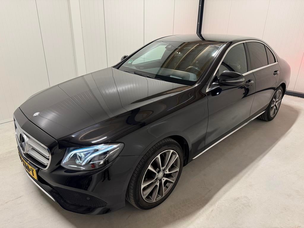 Mercedes-Benz E-Klasse E350 hybride burmester apple carplay, Automaat, Achterwielaandrijving, Zwart, Bedrijf