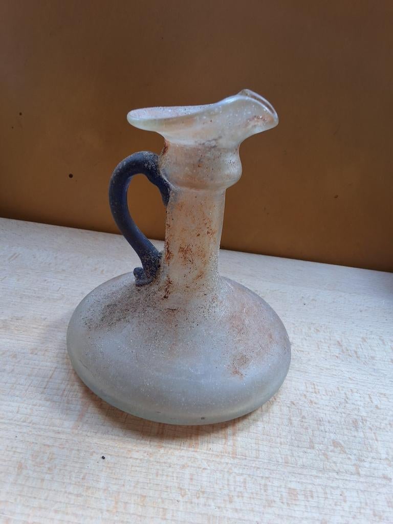 Antiek glas fles blauw handvat scavo murano italie 14cm, Antiek en Kunst, Antiek | Glas en Kristal, Ophalen of Verzenden