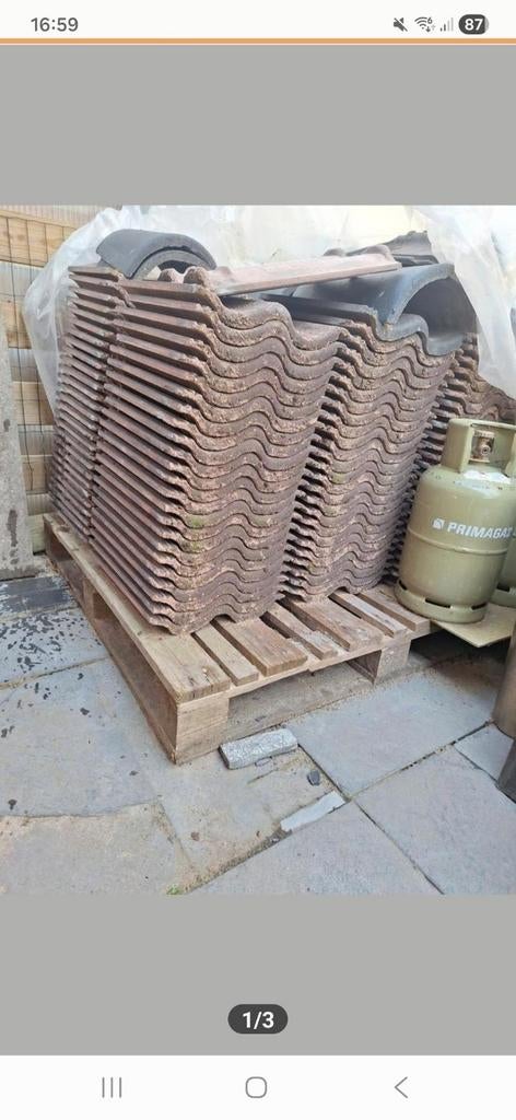 Teeuwen dakpannen - ongeveer 130 stuks, donkerrood, Ophalen