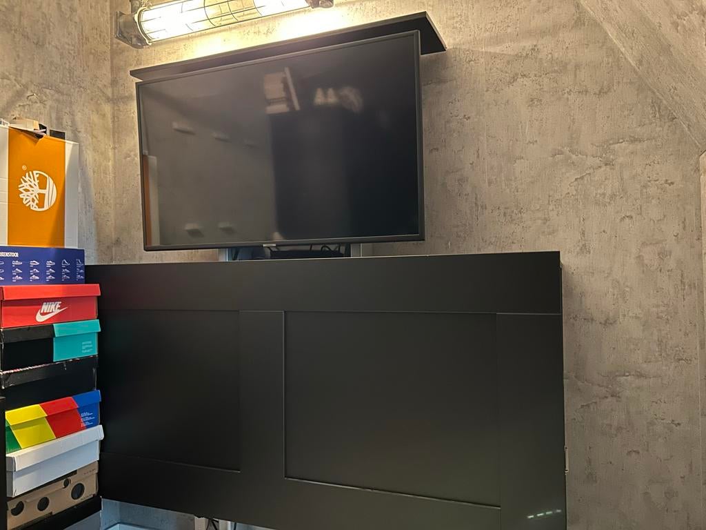 TV lift inclusief Samsung smart TV, Ophalen, 50 Hz, Samsung, 100 cm of meer