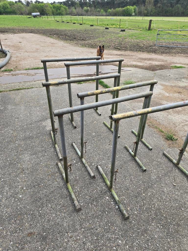 Bokken, schragen voor de bouw. 4 verstelbaar en 2 vaste, Doe-het-zelf en Verbouw, Steigers, Ophalen, Overige typen, Minder dan 2 meter