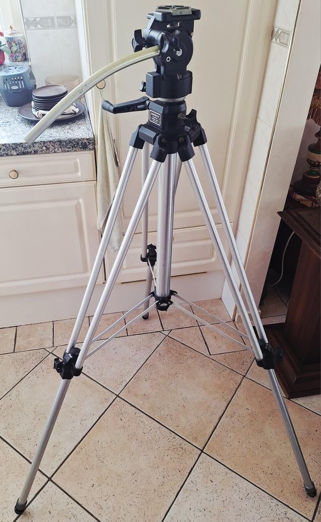 Manfrotto Professional Statief Model 028, Gebruikt, 150 tot 175 cm, Met balhoofd, Ophalen of Verzenden