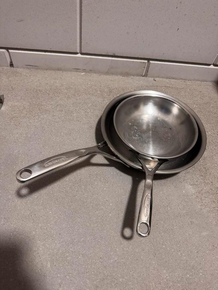 Demeyere pannen - Set van 2 roestvrijstalen pannen, Huis en Inrichting, Keuken | Potten en Pannen, Gebruikt, Pannenset, Rvs, Ophalen