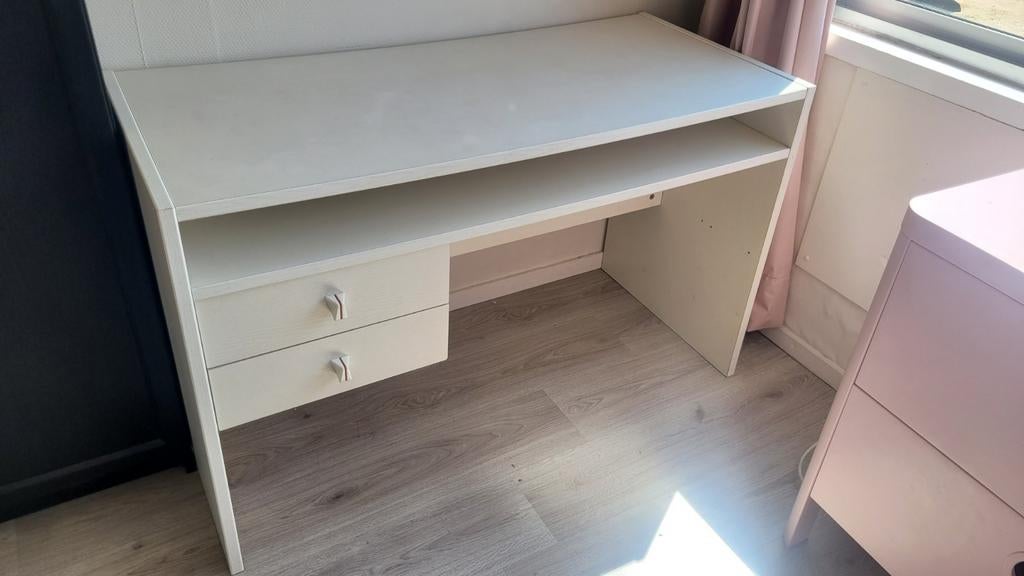 Bureau wit met 2 lades., Ophalen, Gebruikt