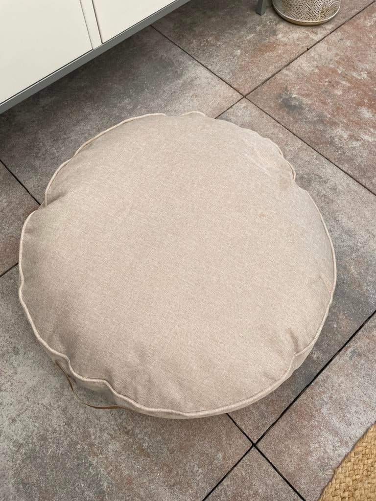 Honden kussen, Ophalen, Zo goed als nieuw