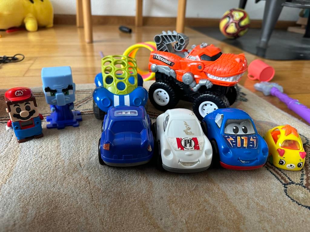 Verschillende speelgoedautootjes, Kinderen en Baby's, Speelgoed | Speelgoedvoertuigen, Ophalen, Gebruikt