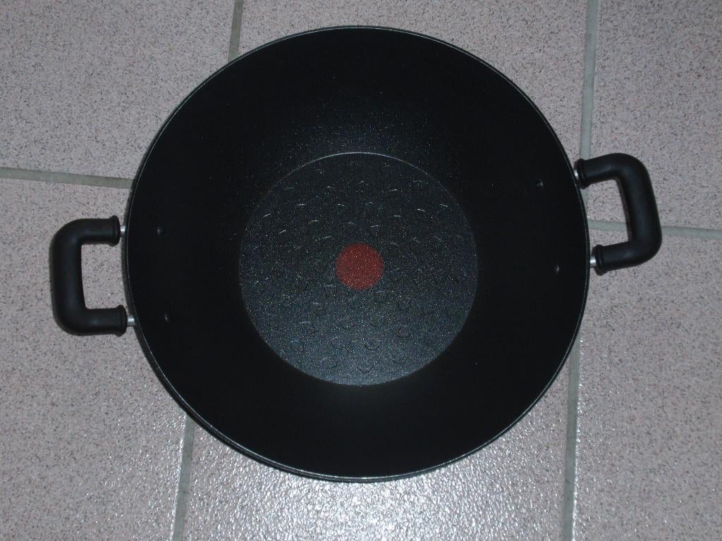 wok pan, Huis en Inrichting, Keuken | Potten en Pannen, Ophalen of Verzenden, Zo goed als nieuw, Gietijzer, Wok